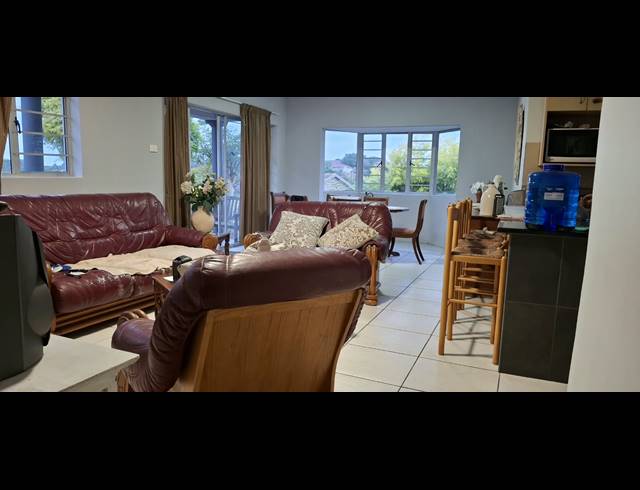 3 BEDROOM FREEHOLD FOR SALE IN HILLARY